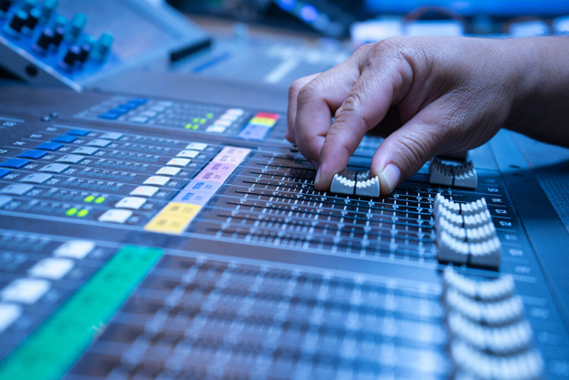 How to Choose the Perfect Audio Equipment for Your Home